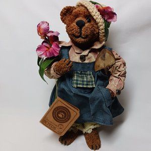 Boyds Bears “Iris Crumpleton” - QVC Exclusive 8"